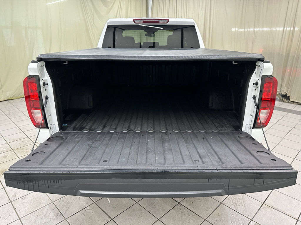 Certified 2023 GMC Sierra 1500 Pro w/ Graphite Edition AWD/4WD image 10