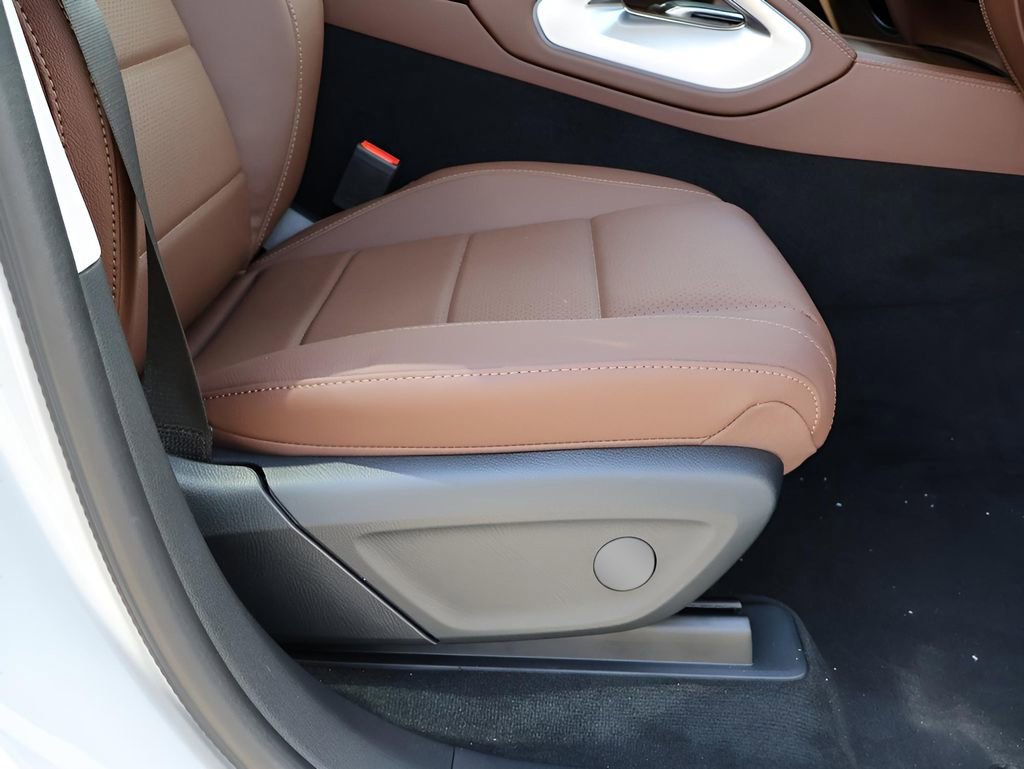Certified 2025 Mercedes-Benz GLE 350 4MATIC image 13