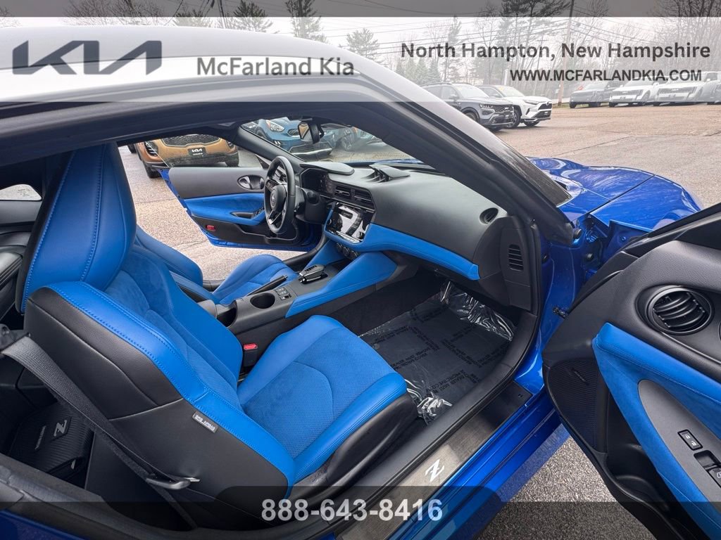 Used 2024 Nissan Z Performance w/ Floor Mat Package image 22