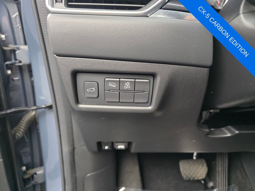 Used 2021 MAZDA CX-5 Carbon Edition image 25