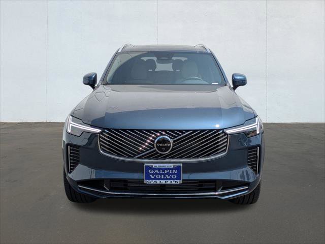 New 2026 Volvo XC90 T8 Plus image 4