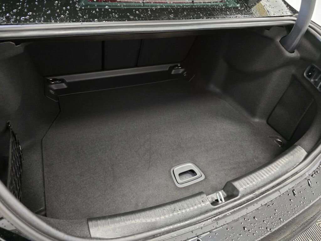 Used 2024 Mercedes-Benz C 300 4MATIC Sedan image 18