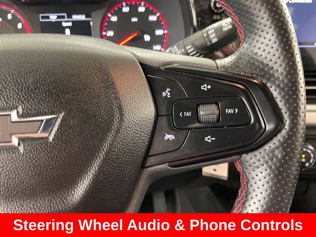 Used 2025 Chevrolet Trax RS w/ Driver Confidence Package FWD image 25