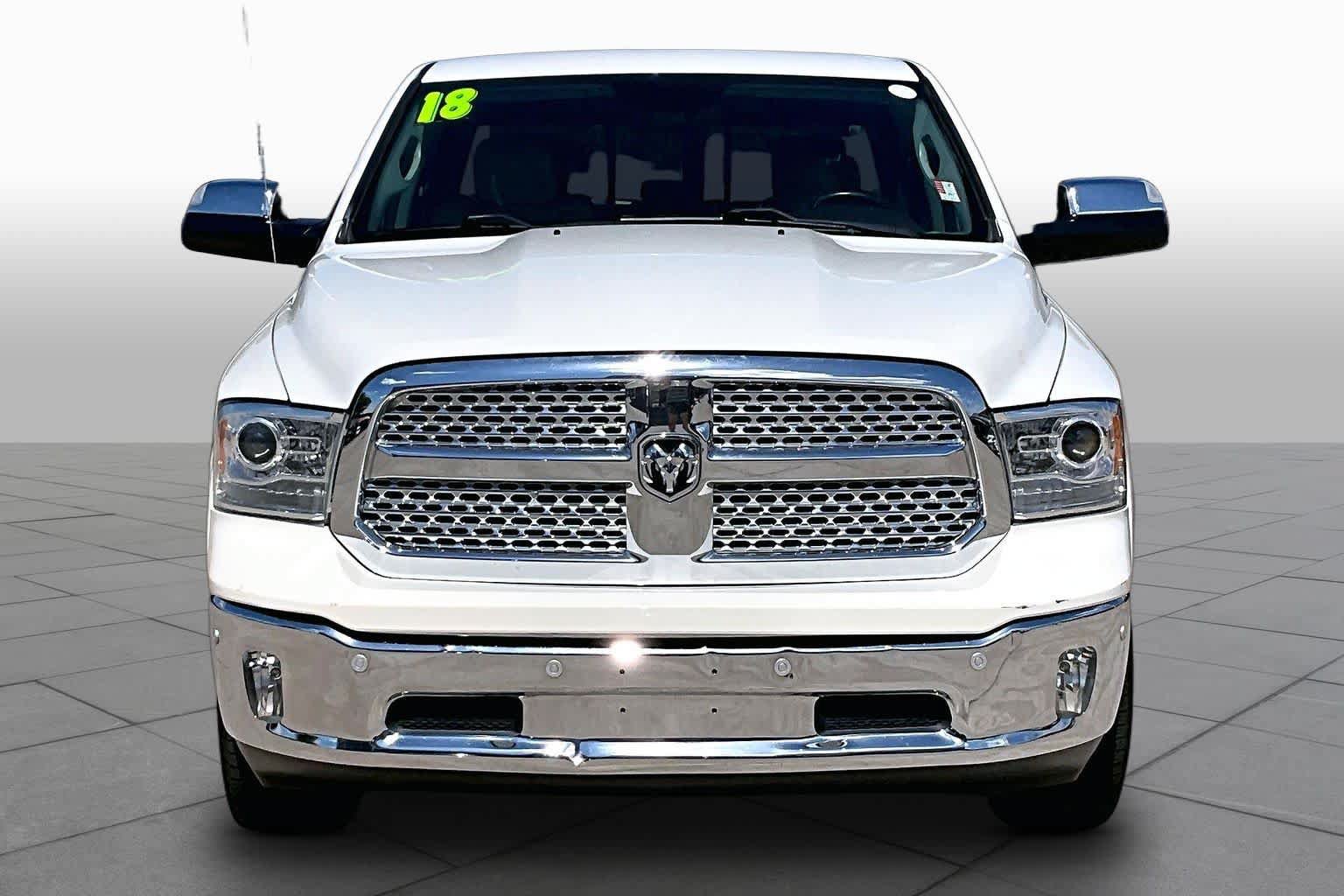 Used 2018 RAM 1500 Laramie w/ Convenience Group AWD/4WD image 5