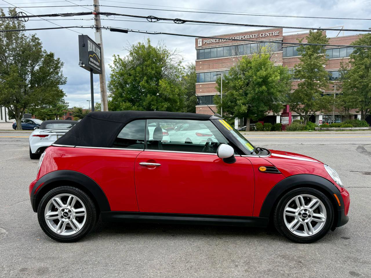 Used 2014 MINI Cooper Convertible image 6