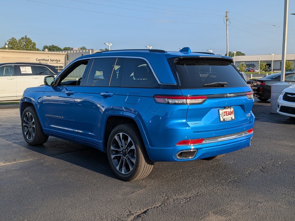 Certified 2023 Jeep Grand Cherokee Overland AWD/4WD image 6
