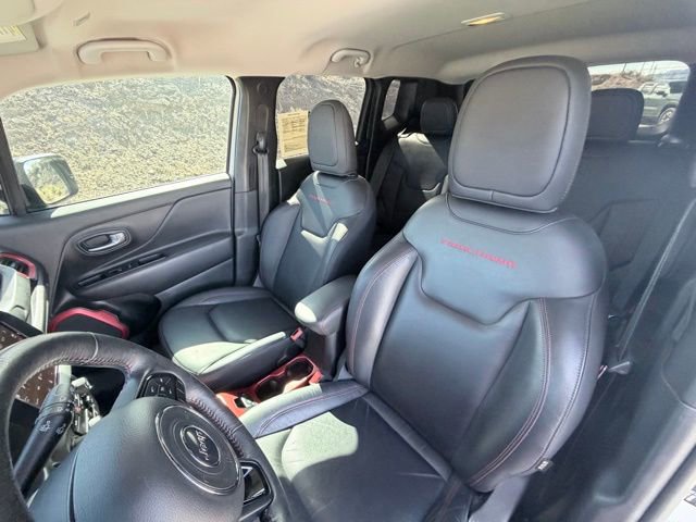 Used 2022 Jeep Renegade Trailhawk w/ Trailer Tow Group AWD/4WD image 23