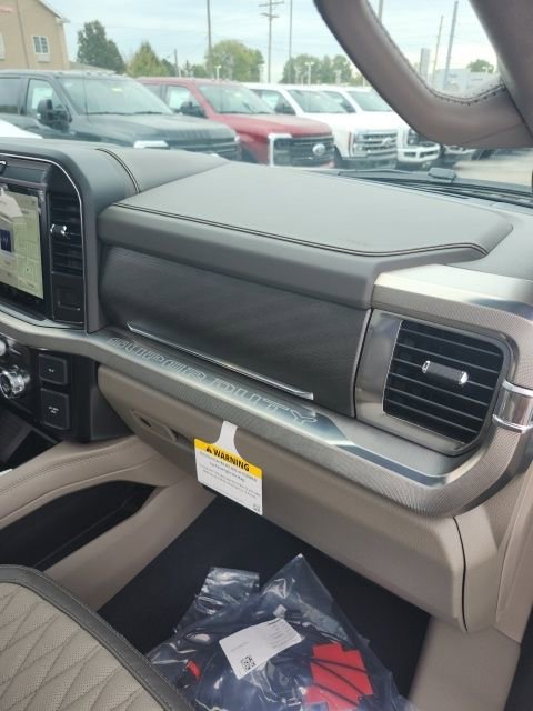 New 2026 Ford F450 Platinum image 24