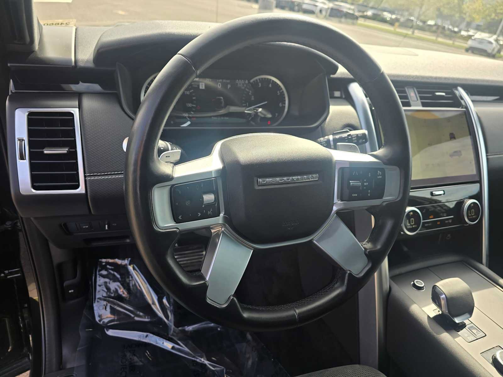 Used 2023 Land Rover Discovery S R-Dynamic AWD/4WD image 26