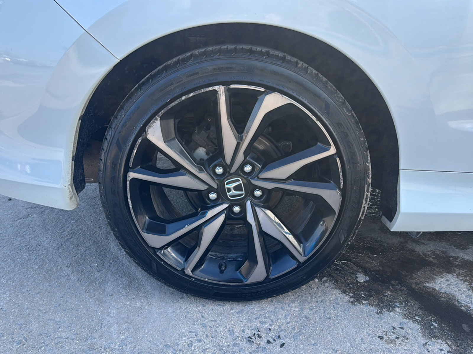 Used 2019 Honda Civic Sport image 32