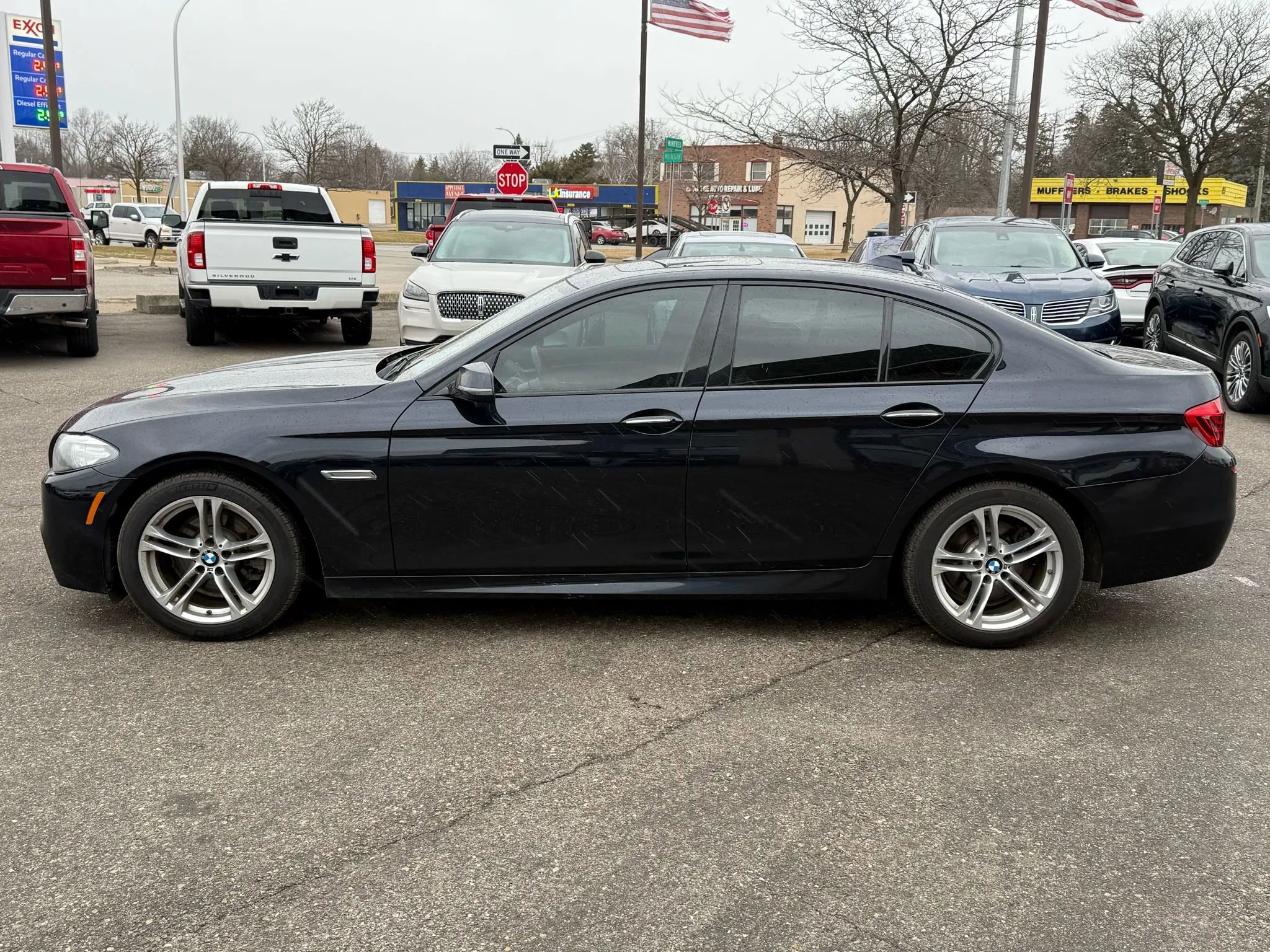 Used 2014 BMW 528i xDrive Sedan AWD/4WD image 8