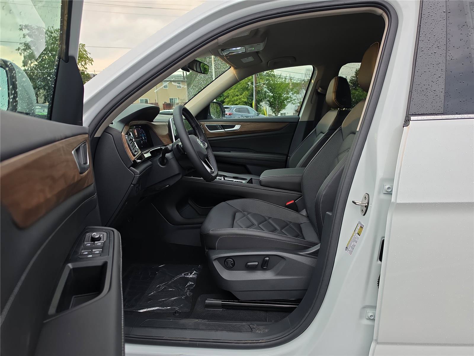 New 2026 Volkswagen Atlas SE AWD/4WD image 11