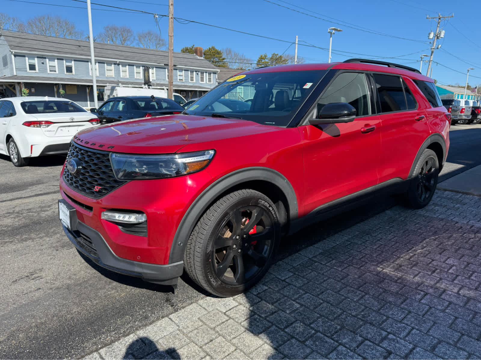 Used 2020 Ford Explorer ST w/ ST Street Pack image 4