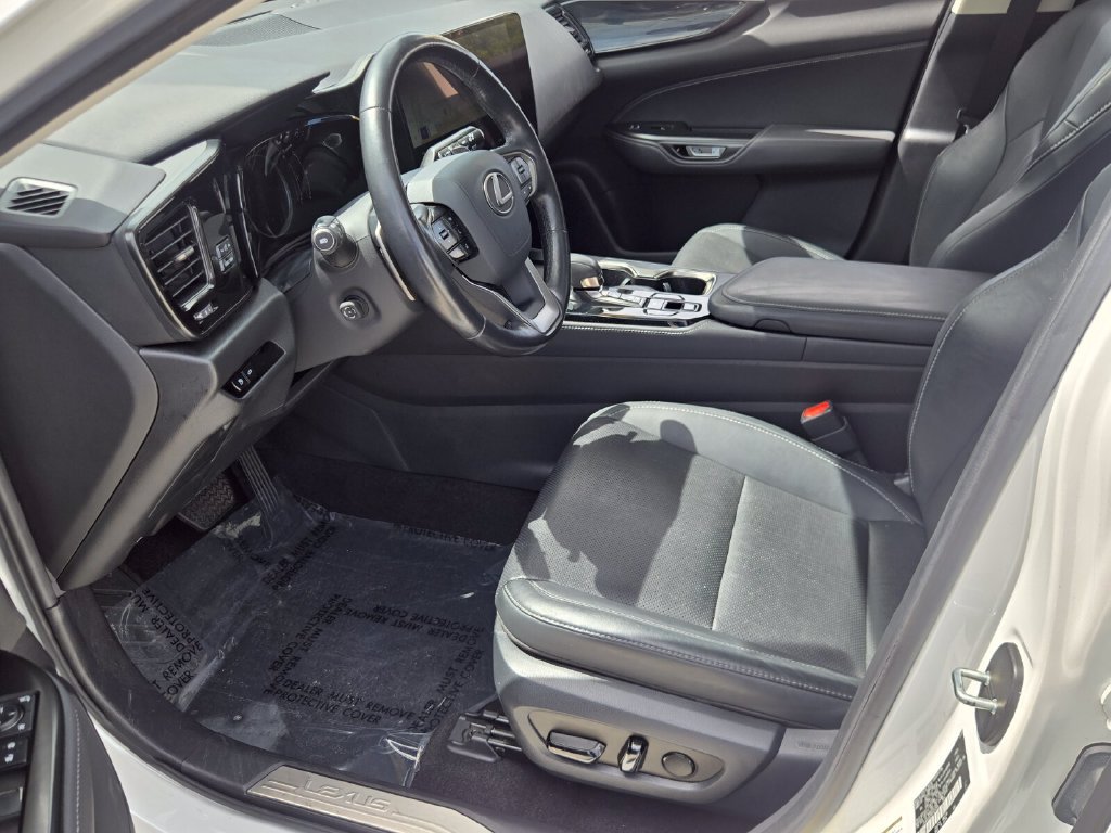 Used 2024 Lexus NX 250 FWD w/ Cold Area Package image 11