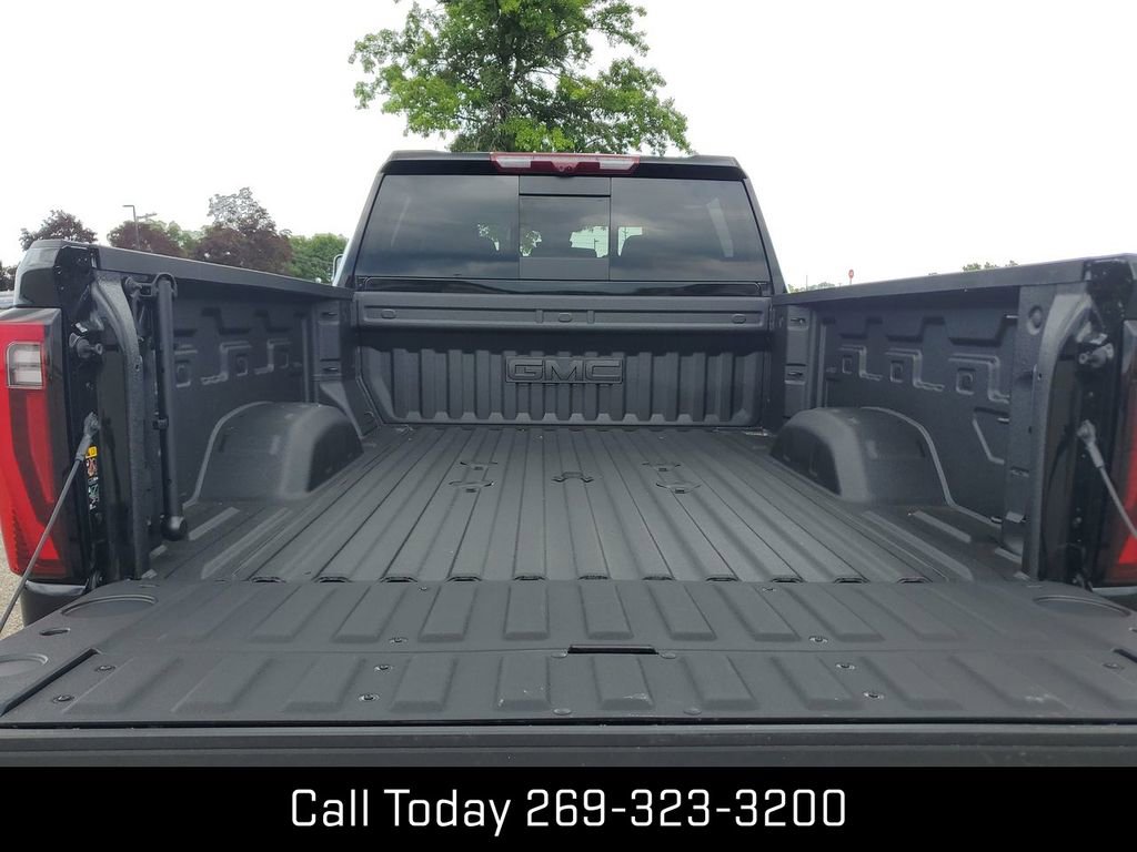 New 2025 GMC Sierra 2500 Denali w/ Denali Reserve Package image 28