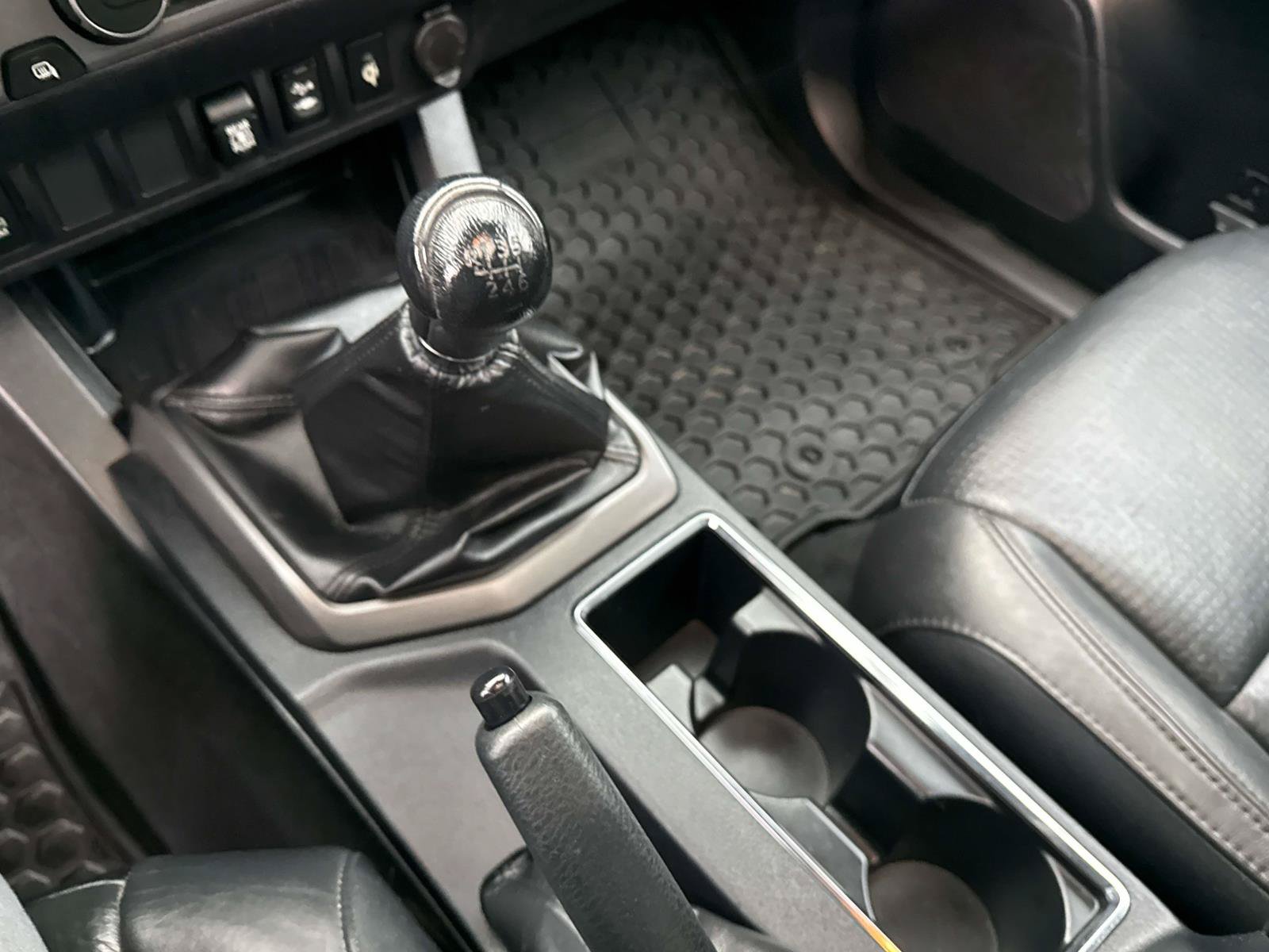 Used 2019 Toyota Tacoma TRD Sport AWD/4WD image 21