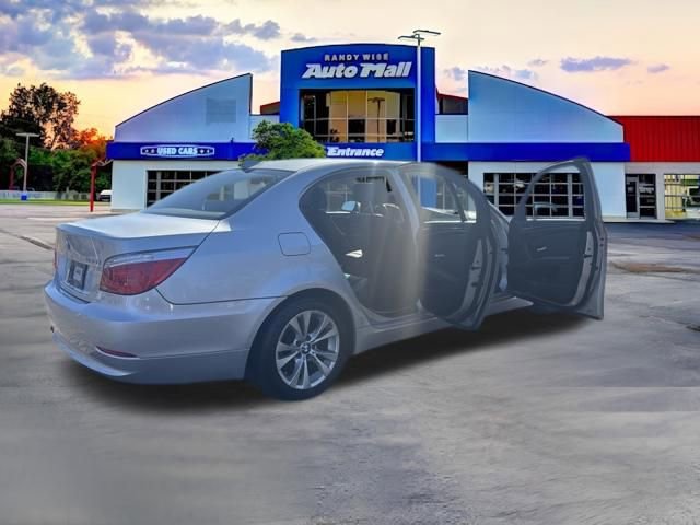 Used 2010 BMW 535i xDrive Sedan image 28