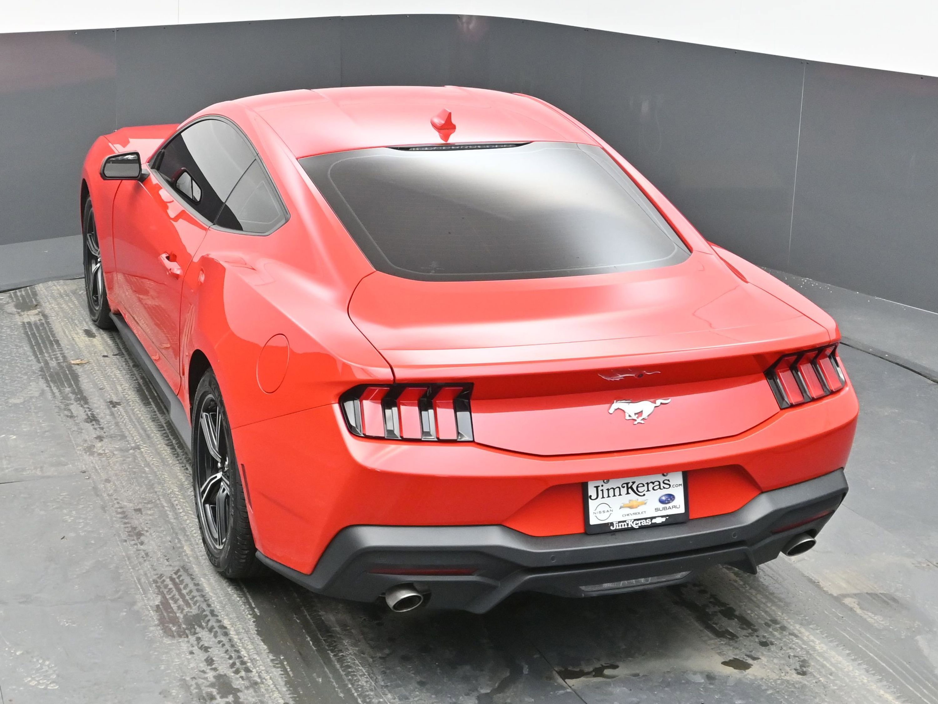 Used 2024 Ford Mustang EcoBoost image 31