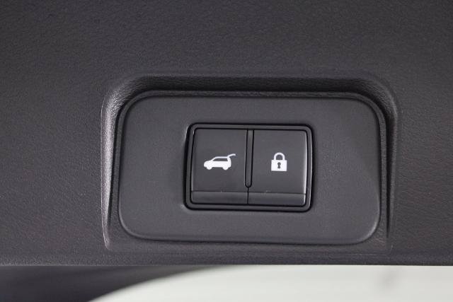 Certified 2025 Nissan Rogue SV FWD image 17