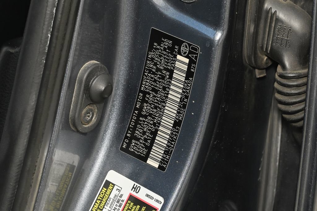 Used 2018 Toyota Corolla SE w/ Carpet Mat Package (TMS) FWD image 17