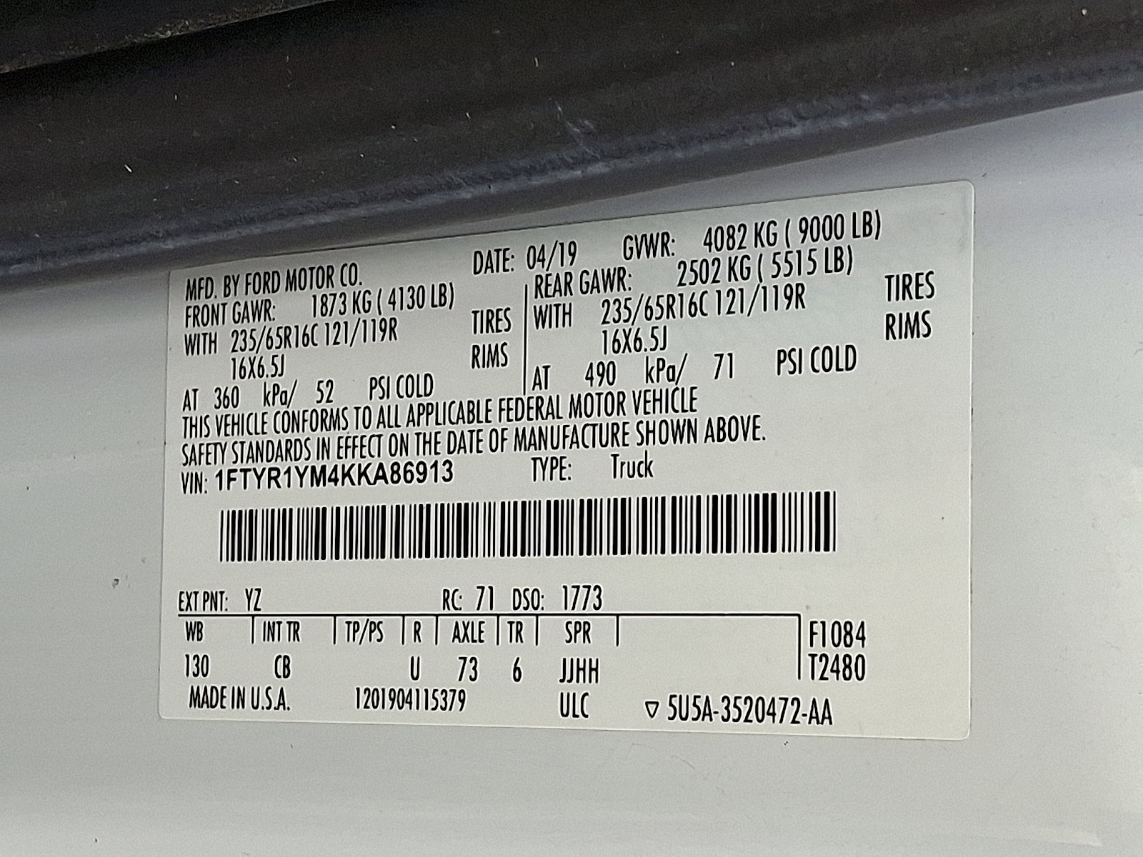 Certified 2019 Ford Transit 250 130 Low Roof w/ Exterior Upgrade Package image 25