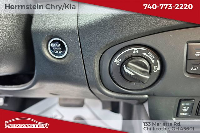 Used 2023 Nissan Frontier SV w/ SV Convenience Package AWD/4WD image 20