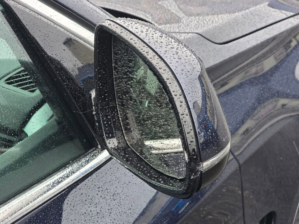 Used 2017 BMW X5 xDrive40e image 11