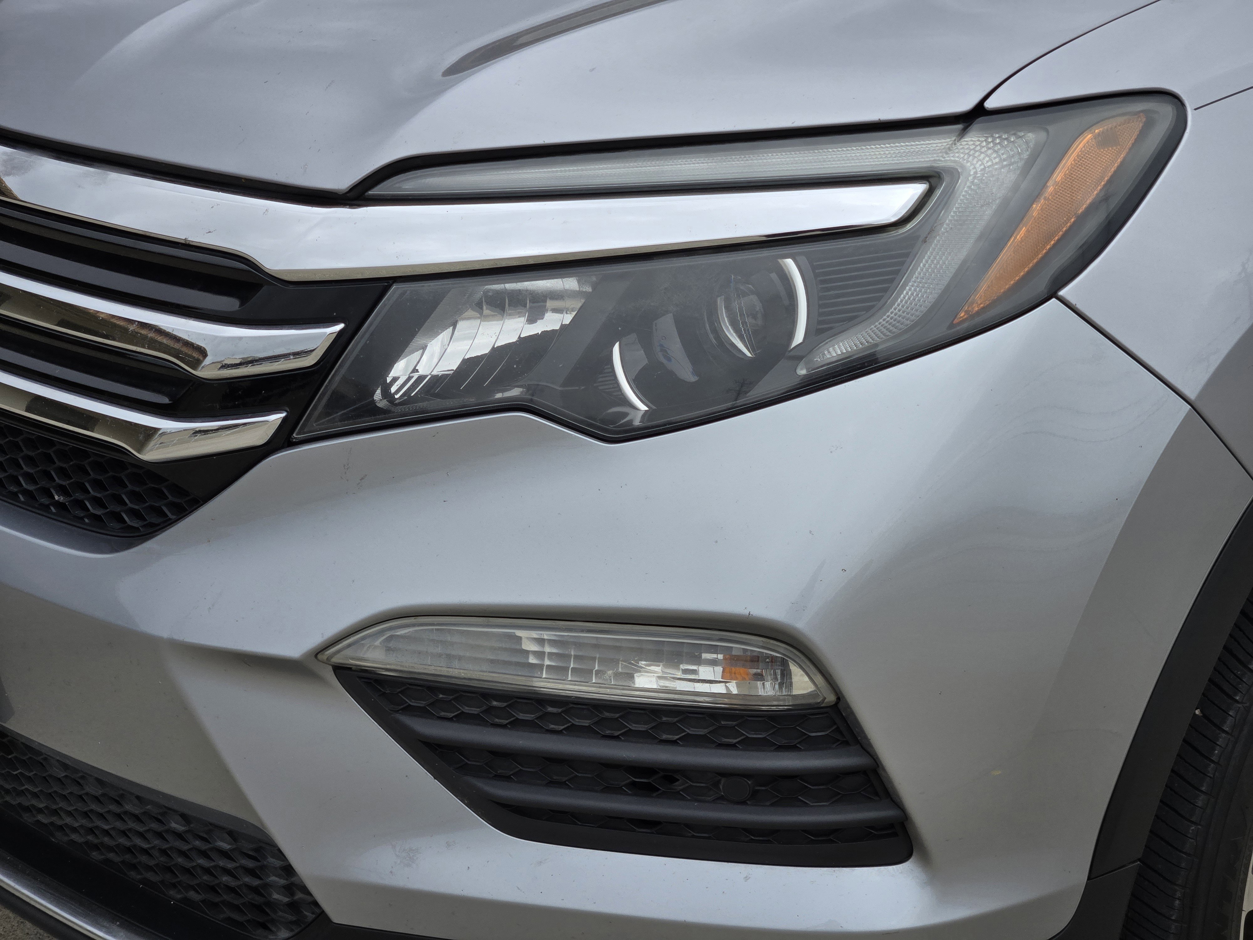 Used 2016 Honda Pilot Elite image 34