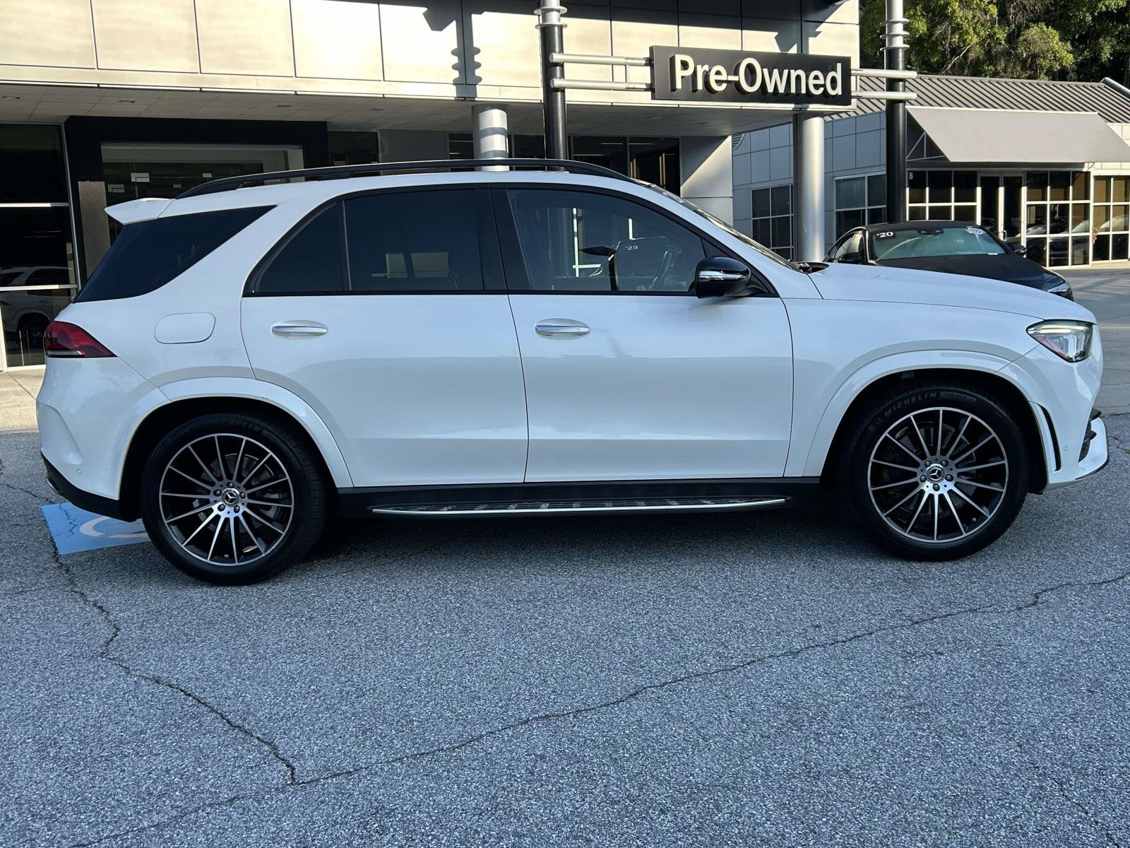 Used 2020 Mercedes-Benz GLE 580 4MATIC image 5