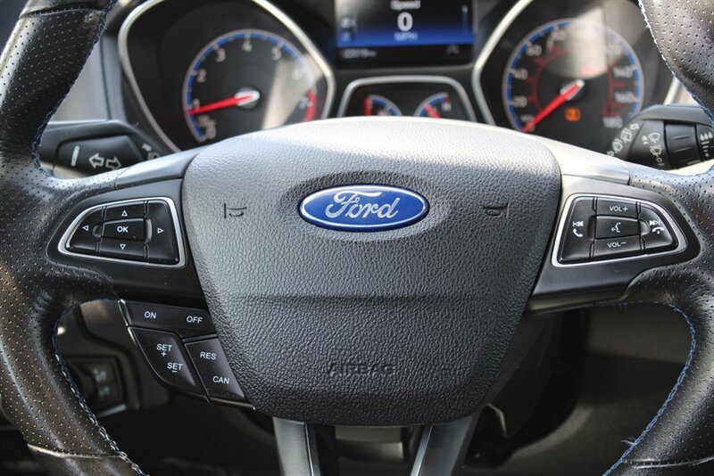 Used 2016 Ford Focus RS AWD/4WD image 25