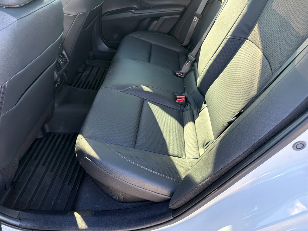 Used 2025 Toyota Camry XLE image 22