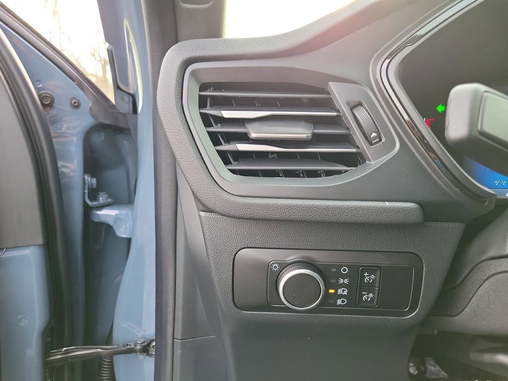 New 2026 Ford Escape ST-Line w/ Cold Weather Package image 21