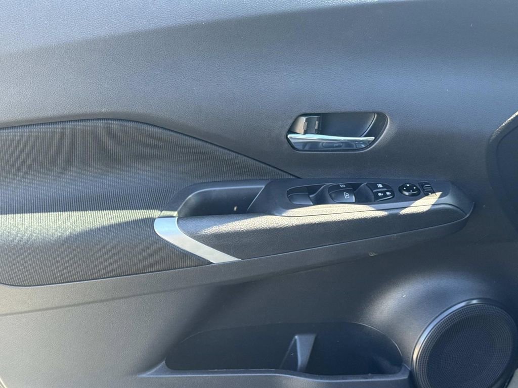 Certified 2024 Nissan Kicks SV image 16