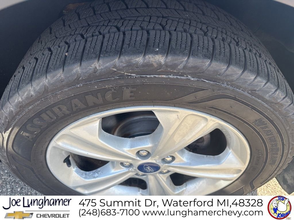 Used 2014 Ford Escape SE image 29