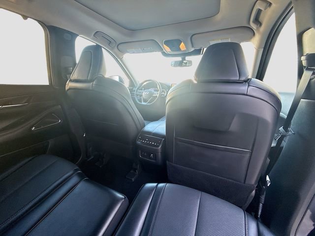 Used 2022 INFINITI QX60 Sensory w/ Cargo Package image 30