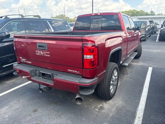 Used 2018 GMC Sierra 2500 Denali w/ Duramax Plus Package AWD/4WD image 7