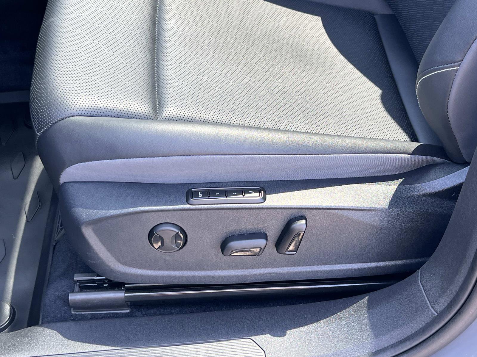 Certified 2023 Volkswagen ID.4 S RWD image 18