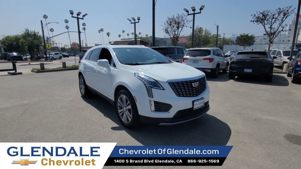Used 2024 Cadillac XT5 Premium Luxury image 2