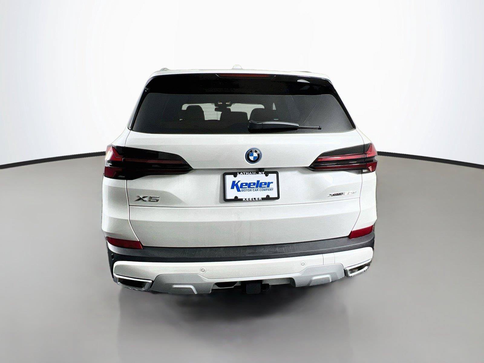 New 2026 BMW X5 xDrive50e w/ Climate Comfort Package AWD/4WD image 5