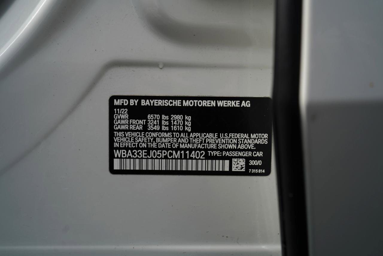 Used 2023 BMW 760i xDrive w/ Executive Package image 91