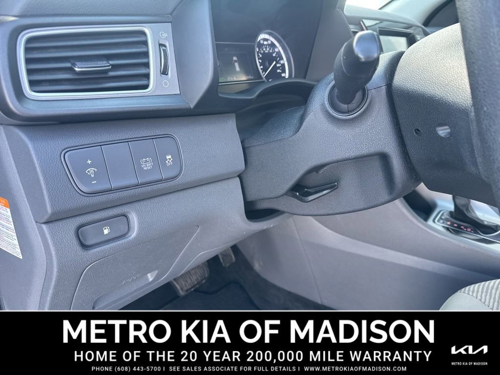 Used 2019 Kia Niro LX image 12