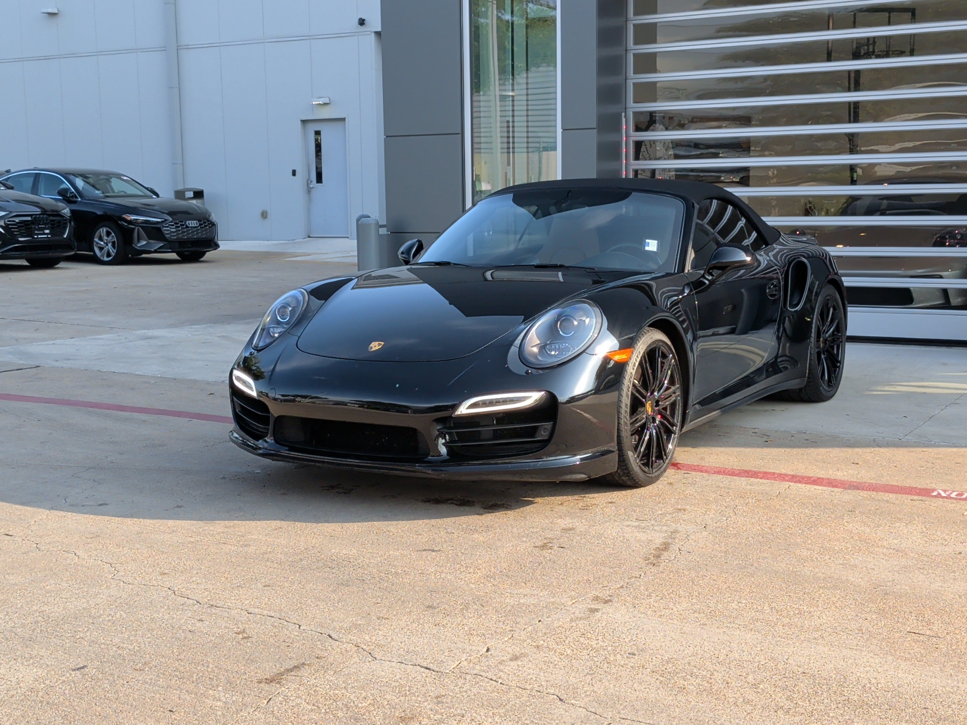 Used 2015 Porsche 911 Turbo AWD/4WD image 5