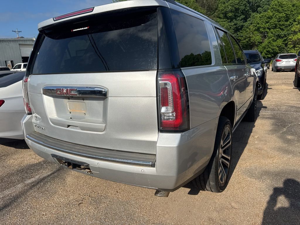 Used 2019 GMC Yukon Denali w/ Denali Ultimate Package image 3