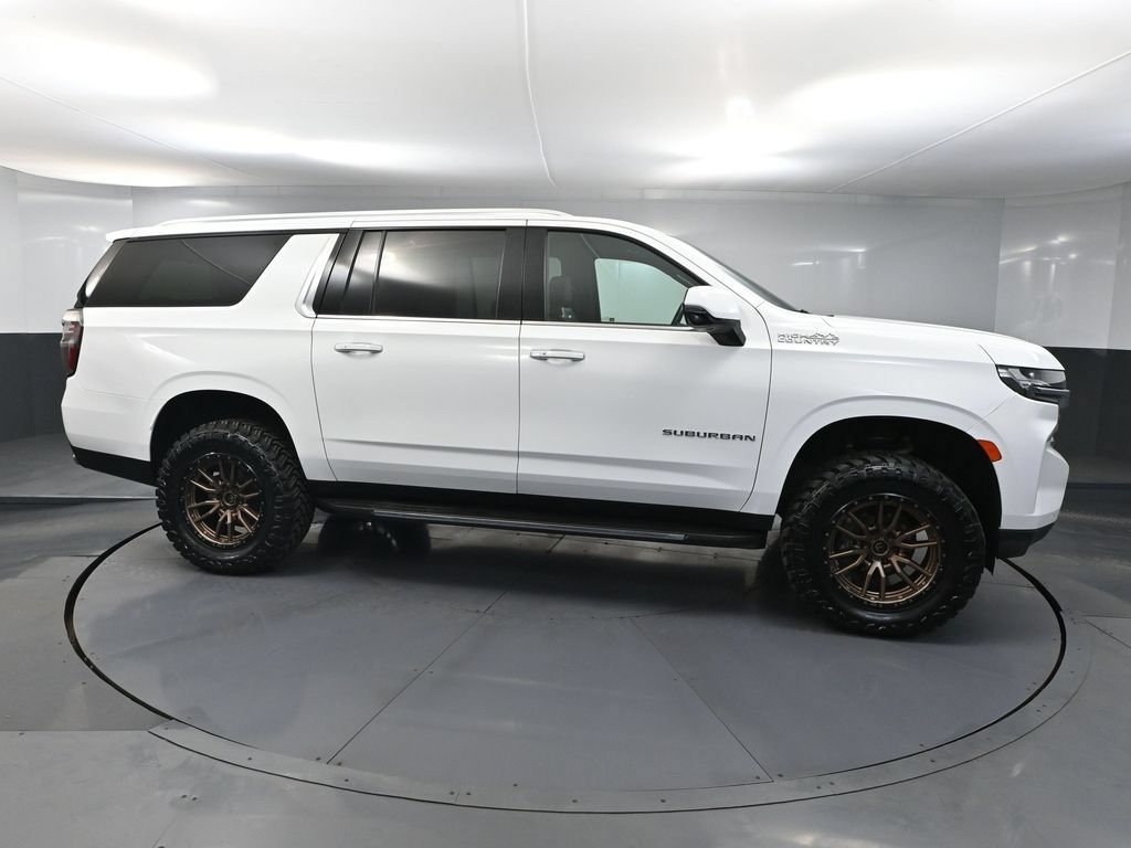 Used 2021 Chevrolet Suburban High Country AWD/4WD image 4