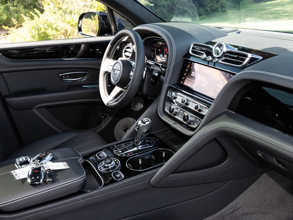 Used 2025 Bentley Bentayga AWD/4WD image 79