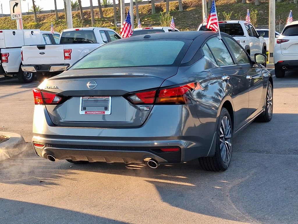 Used 2025 Nissan Altima 2.5 SV w/ SV Premium Package image 6