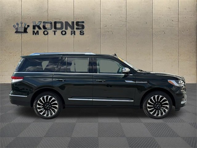 Used 2023 Lincoln Navigator Black Label image 5
