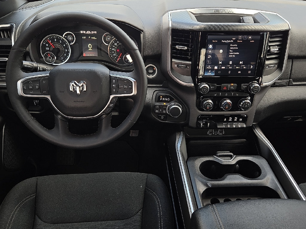 Used 2025 RAM 1500 Big Horn AWD/4WD image 9