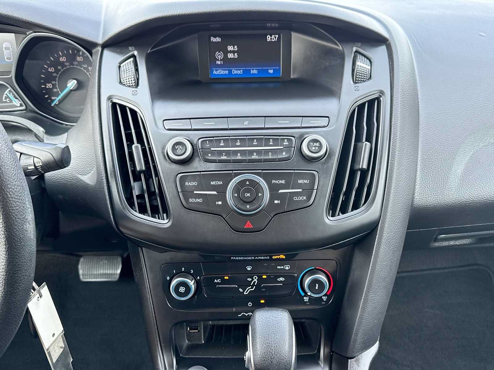 Used 2018 Ford Focus S FWD image 26