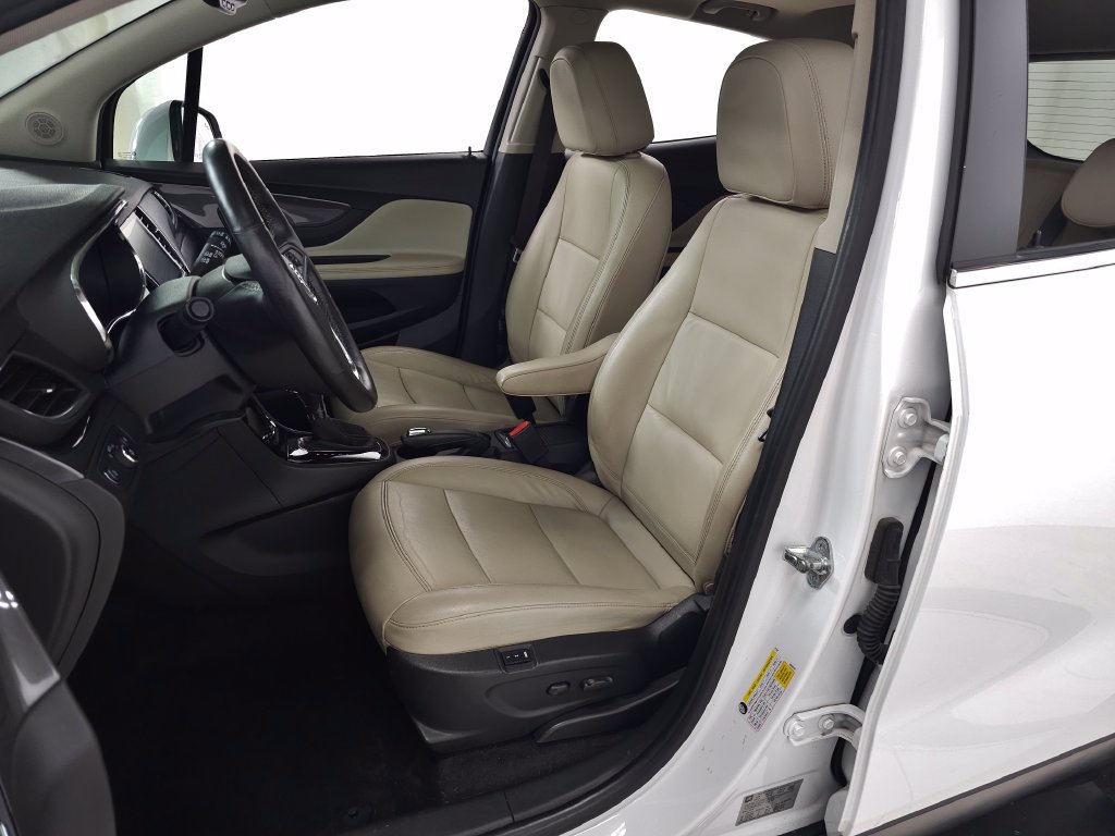 Used 2017 Buick Encore Essence w/ Experience Buick Package FWD image 13
